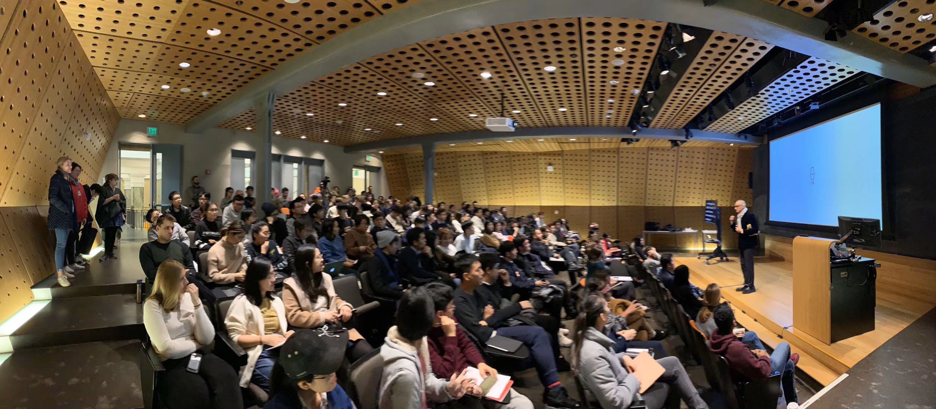 王子耕受邀成为雪城大学建筑学院2019秋季系列讲席讲座学者并发表主题演讲